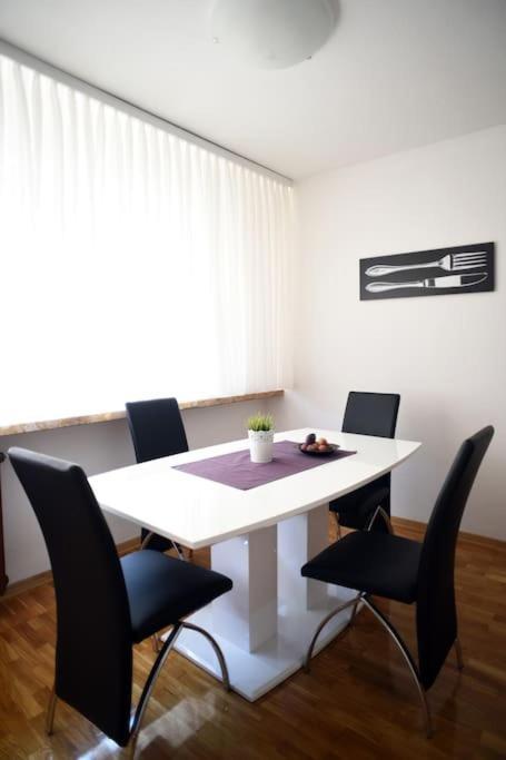 Apartment Check In Zagreb Maksimir-Free Parking Экстерьер фото