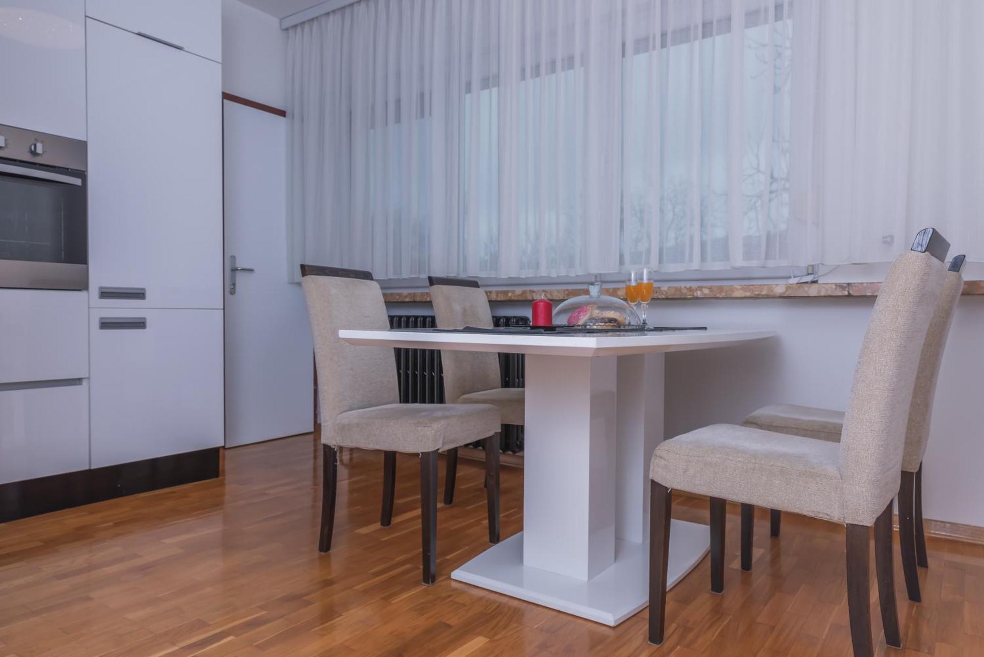 Apartment Check In Zagreb Maksimir-Free Parking Номер фото